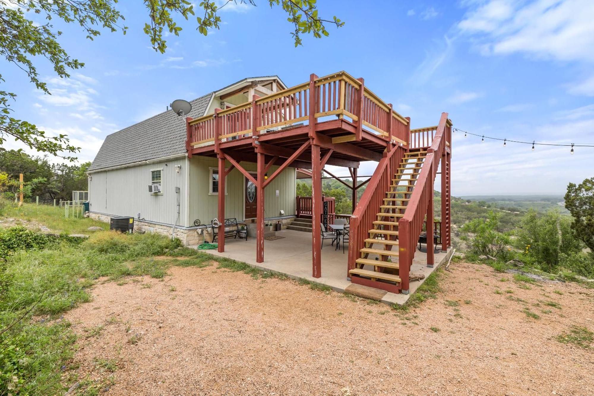 Entire 2Br 2Ba Hilltop View Home Sleeps 7 Pets 4 Acres Jacuzzi Central Ac Kingbeds Free Wifi-Parking Kitchen Washerdryer Starry Terrace Two Sunset Dining Patios Grill Stovetop Oven Fridge Onsitewoodedhiking Wildlife Coveredpatio4Pets & Birds Singing! Marble Falls Exteriér fotografie