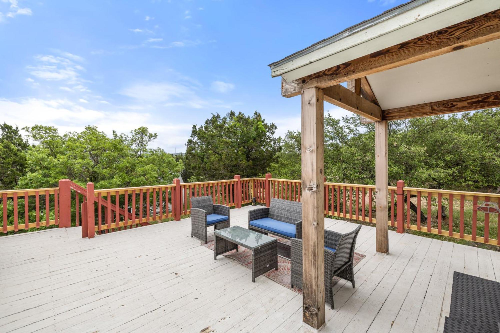 Entire 2Br 2Ba Hilltop View Home Sleeps 7 Pets 4 Acres Jacuzzi Central Ac Kingbeds Free Wifi-Parking Kitchen Washerdryer Starry Terrace Two Sunset Dining Patios Grill Stovetop Oven Fridge Onsitewoodedhiking Wildlife Coveredpatio4Pets & Birds Singing! Marble Falls Exteriér fotografie