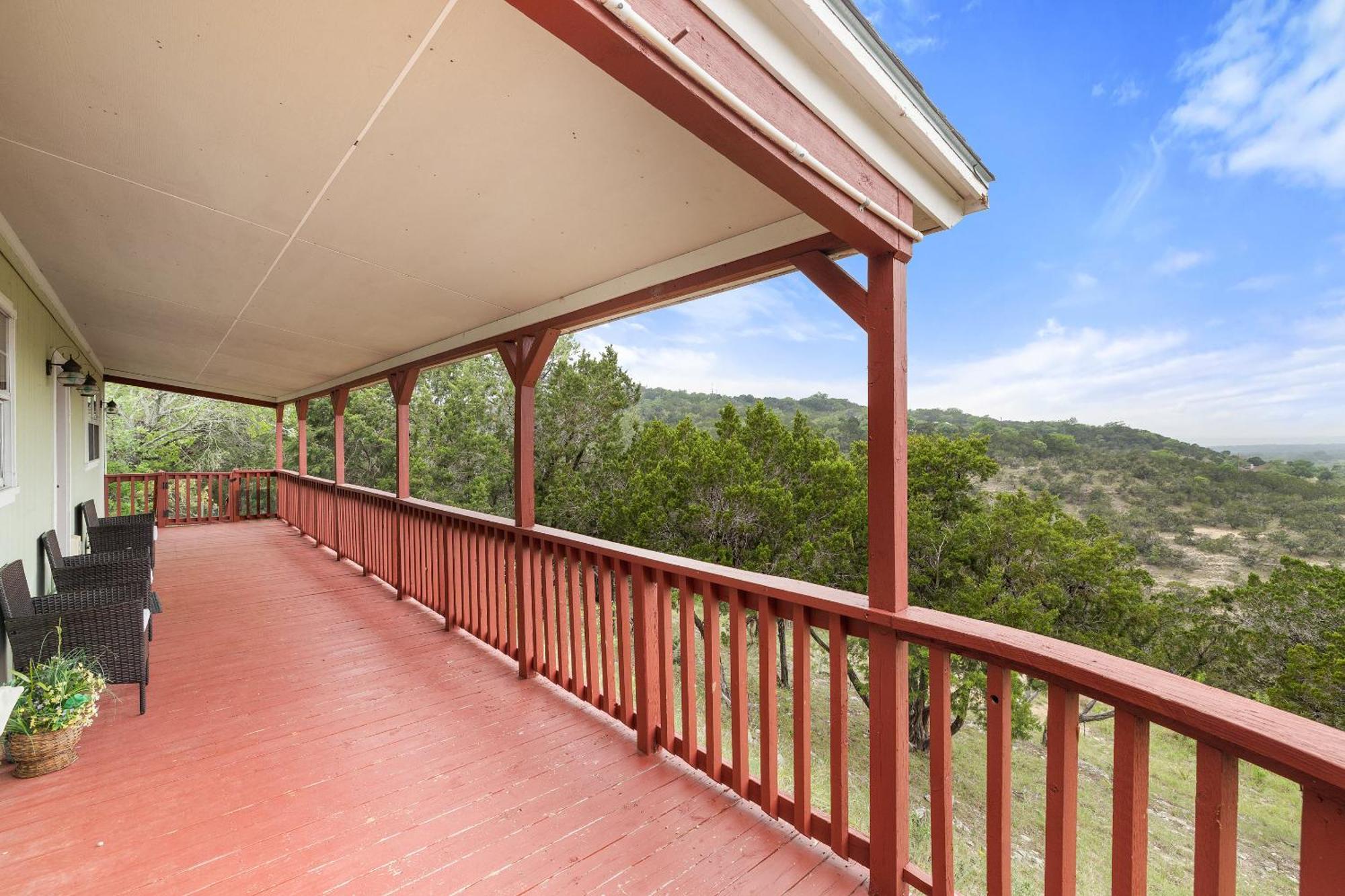 Entire 2Br 2Ba Hilltop View Home Sleeps 7 Pets 4 Acres Jacuzzi Central Ac Kingbeds Free Wifi-Parking Kitchen Washerdryer Starry Terrace Two Sunset Dining Patios Grill Stovetop Oven Fridge Onsitewoodedhiking Wildlife Coveredpatio4Pets & Birds Singing! Marble Falls Exteriér fotografie