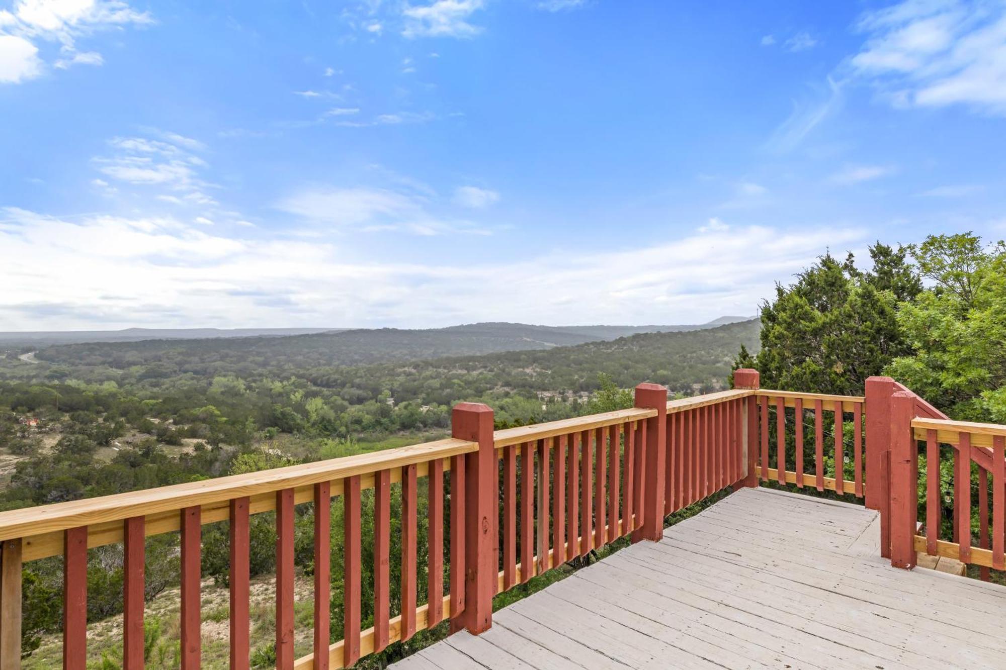 Entire 2Br 2Ba Hilltop View Home Sleeps 7 Pets 4 Acres Jacuzzi Central Ac Kingbeds Free Wifi-Parking Kitchen Washerdryer Starry Terrace Two Sunset Dining Patios Grill Stovetop Oven Fridge Onsitewoodedhiking Wildlife Coveredpatio4Pets & Birds Singing! Marble Falls Exteriér fotografie